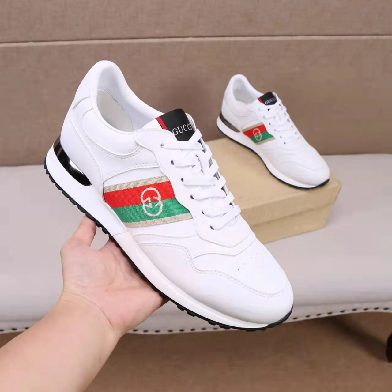 p420 [Gucci Sports Men's Shoes] Gucci fashionable casual men's shoes 🇨🇳Original 1:1 mold, new model debuts first 💯Not high-profile but avant-garde, simple, low-key and fashionable, super versatile style 🌿Original cowhide production ➕Sheepskin lining🎋The version is comfortable on the feet, first-class workmanship🍍38-44 Large quantities in stock